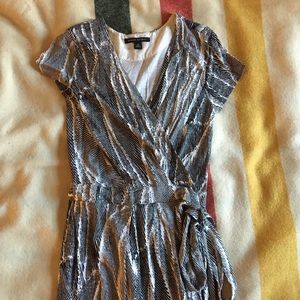 Banana Republic wrap dress short sleeve dvf